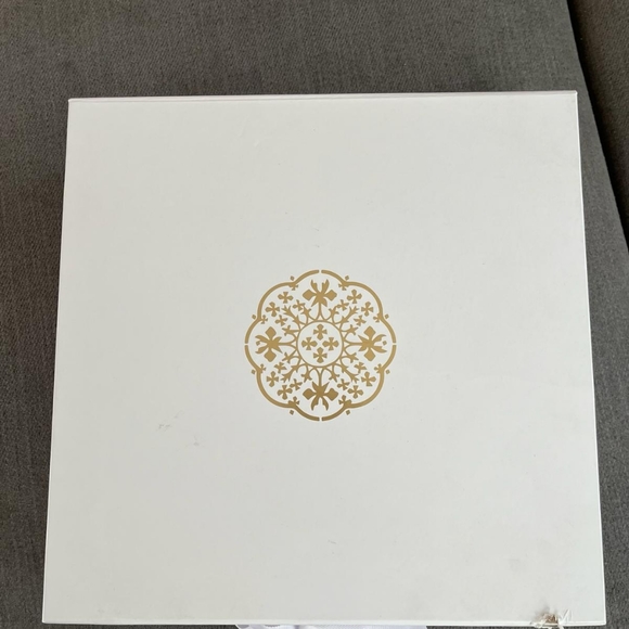 Grace Loves Lace Verdelle 2.0 Wedding Dress XSmall - Picture 4 of 15